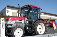 toractor001.jpg