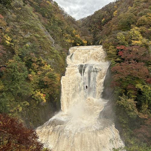 滝全景